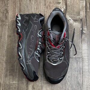 La Sportiva Wildcat 2.0 GTX Red & Grey Trail Running Shoes